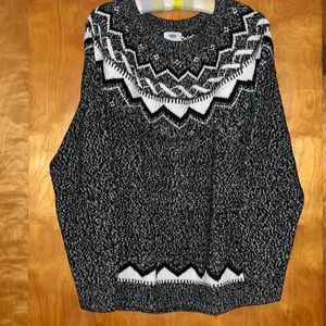 Women’s Old Navy Crew Neck Sweater